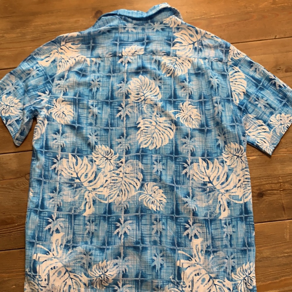 Caribbean palm leaf button up shirt - Picture 2 of 4